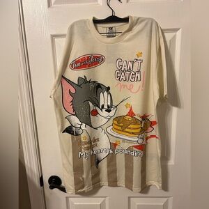 Tom and Jerry Cream Men XL T-Shirt
